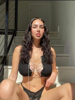 אני בחורה בשיא הגיל, יודעת בדיוק מה אני רוצה ומה мужчина זקוק לו. חכמה, מקסימה ואלגנטית. מישהי שמבינה את נפש הגבר ומוכנה להציע חוויה מיוחדת ומקורית, בלי התחייבויות. 1 אני בחורה בשיא הגיל, יודעת בדיוק מה אני רוצה ומה мужчина זקוק לו. חכמה, מקסימה ואלגנטית. מישהי שמבינה את נפש הגבר ומוכנה להציע חוויה מיוחדת ומקורית, בלי התחייבויות.
